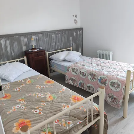 Rue Longue Vista Mare Apartment